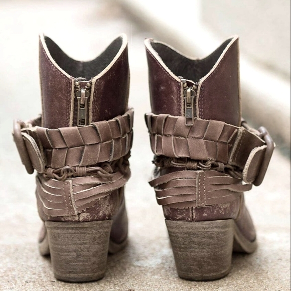 Indie Spirit by Corral Rosebud Western Ankle Boot Women's 9 1/2 - Picture 2 of 3